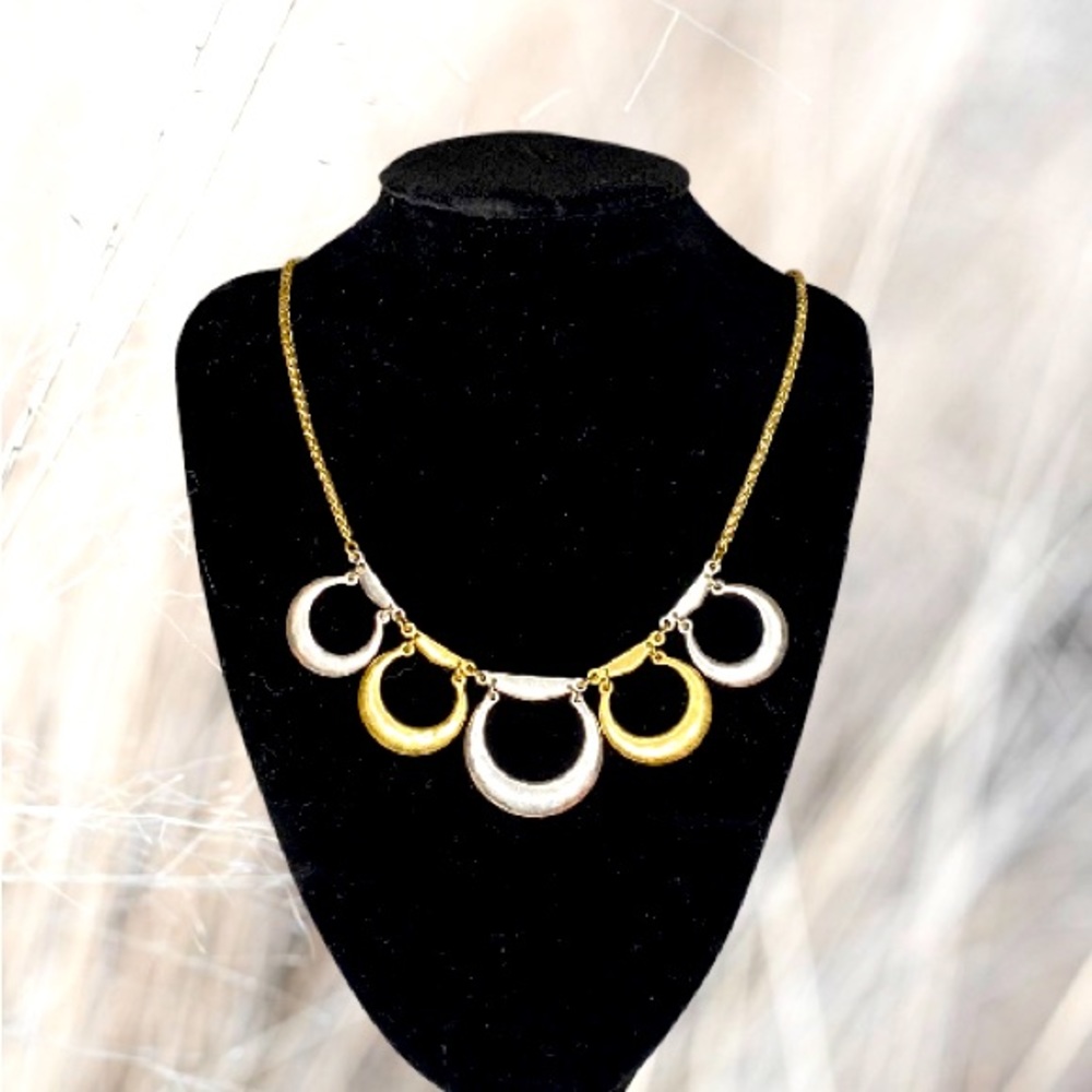 Lucky 🍀 two tone silver and gold semi precious accents necklace